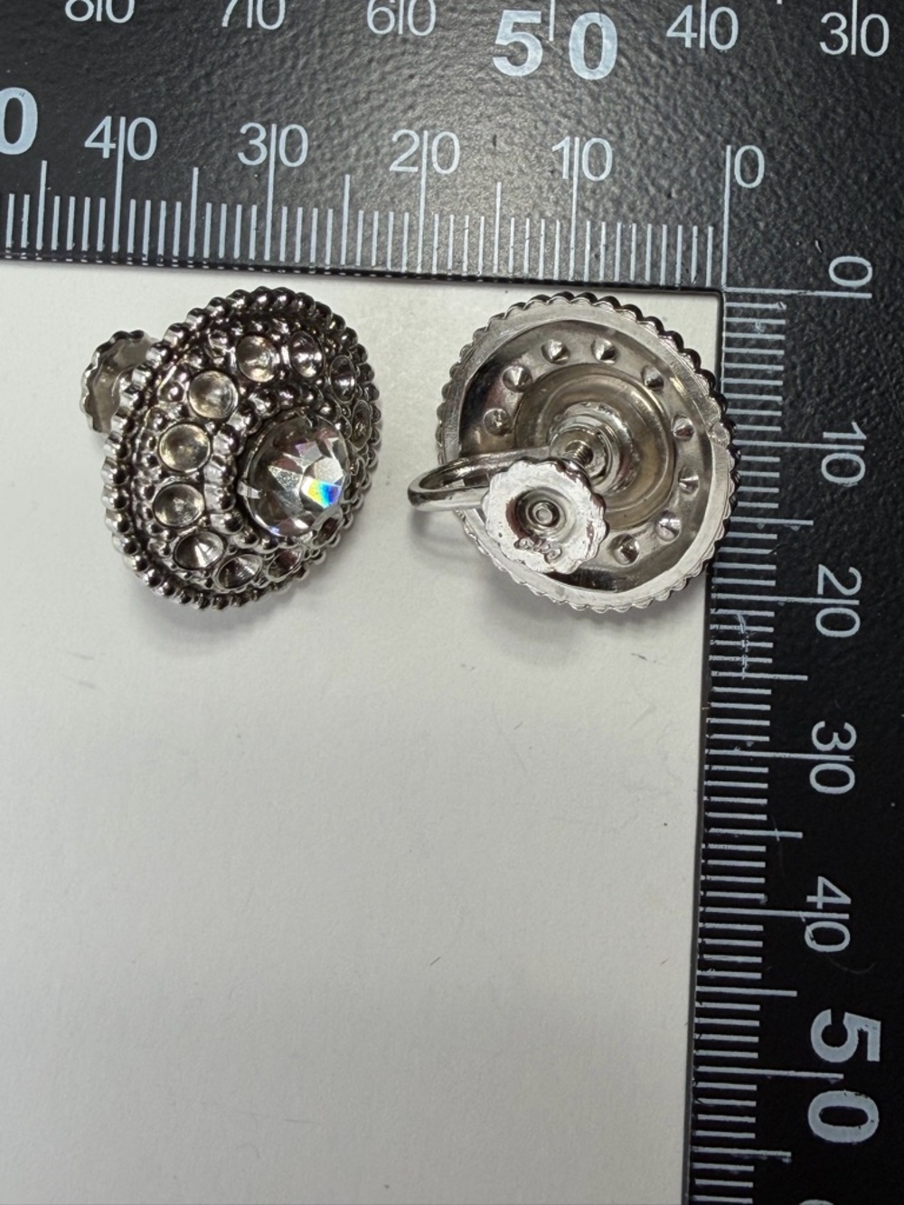 Coro Vtg sparkly button screw back Earrings - Picture 9 of 10